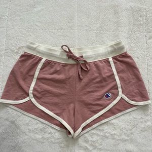 Champion Shorts 🩷 Small